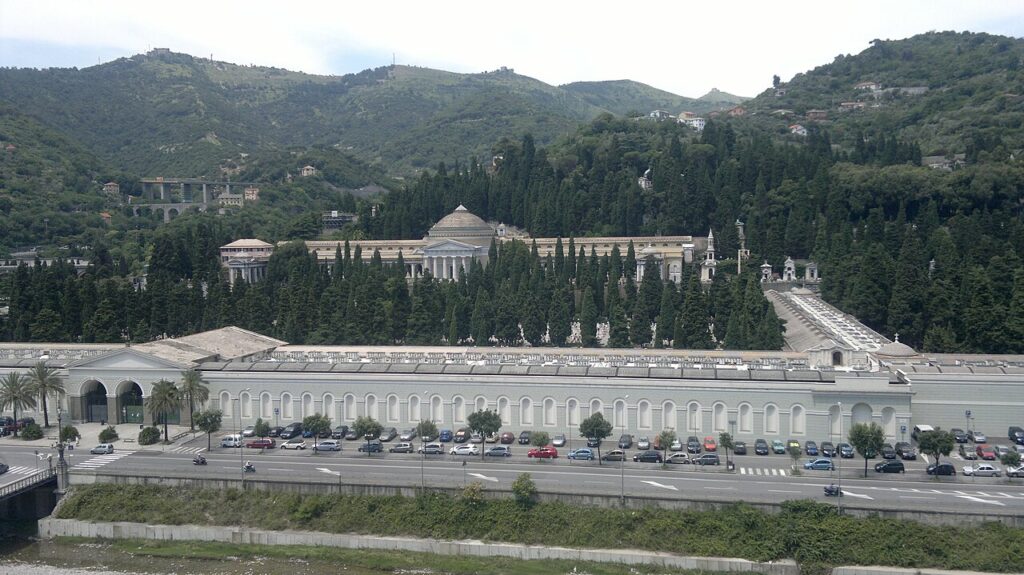 Le monumentali tombe di marmo del Cimitero di Staglieno