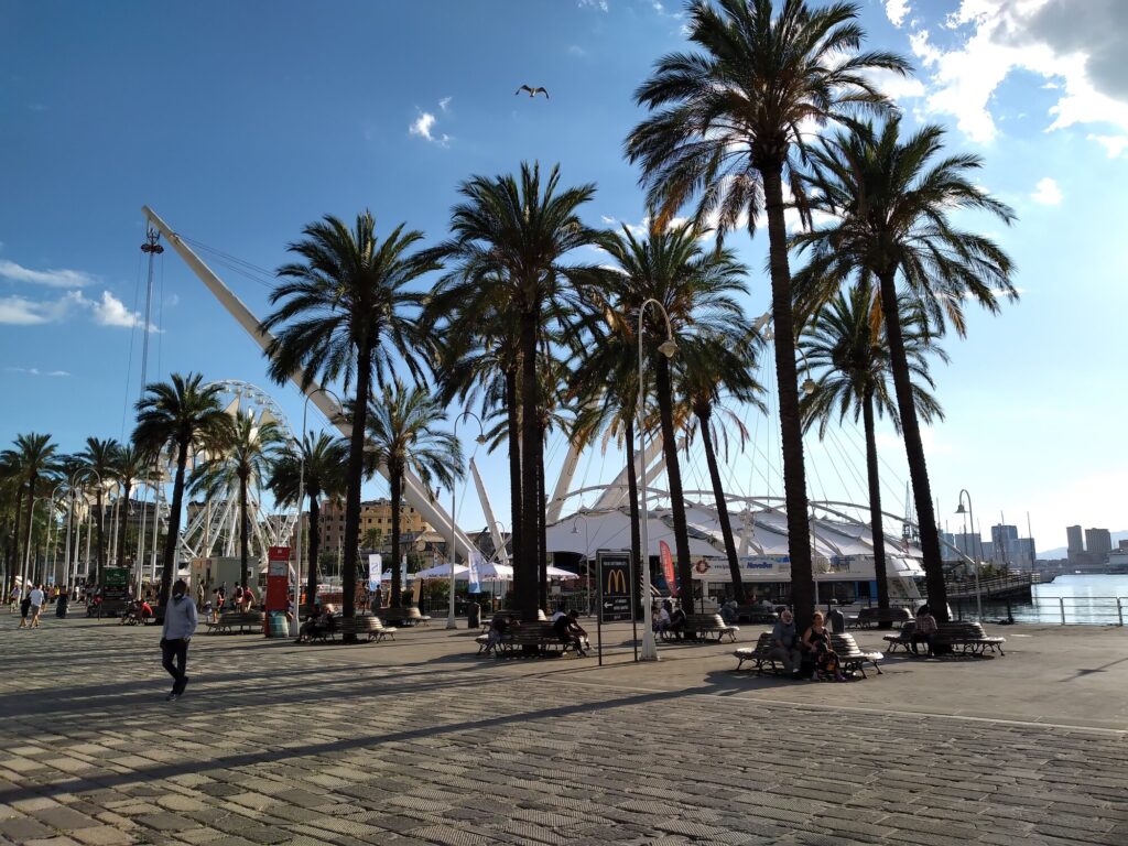 The Porto Antico in Genoa with palm trees and Renzo Piano’s Bigo